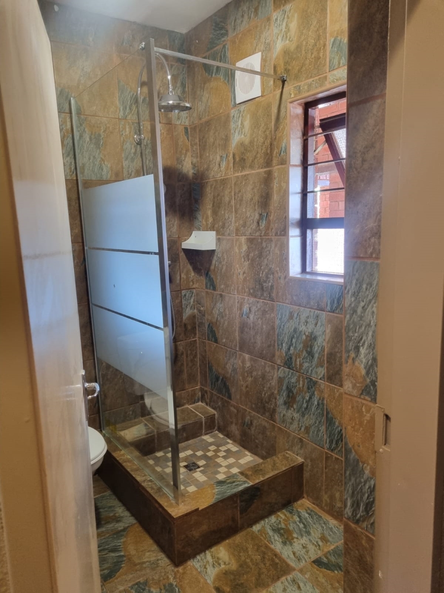 To Let 1 Bedroom Property for Rent in Wilgeheuwel Gauteng