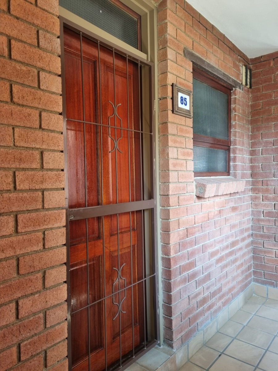 To Let 1 Bedroom Property for Rent in Wilgeheuwel Gauteng