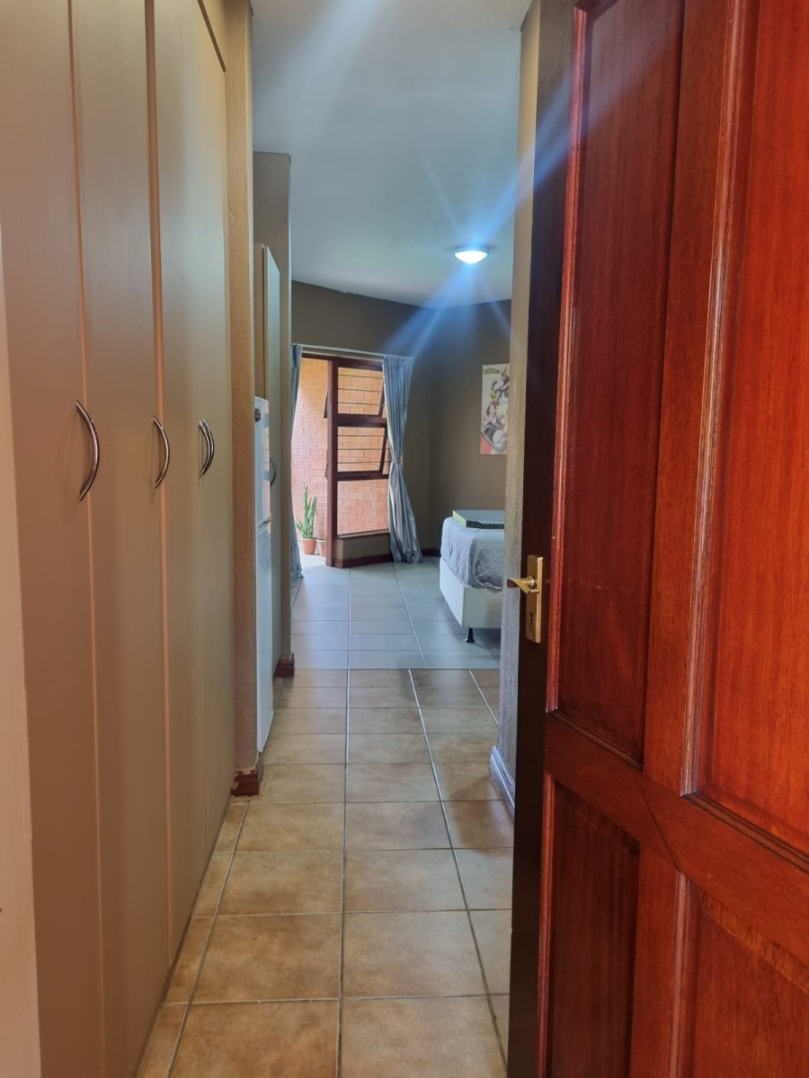 To Let 1 Bedroom Property for Rent in Wilgeheuwel Gauteng