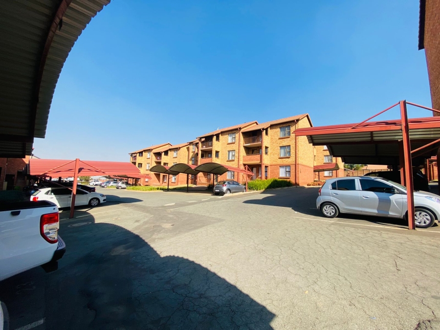 2 Bedroom Property for Sale in Castleview Gauteng