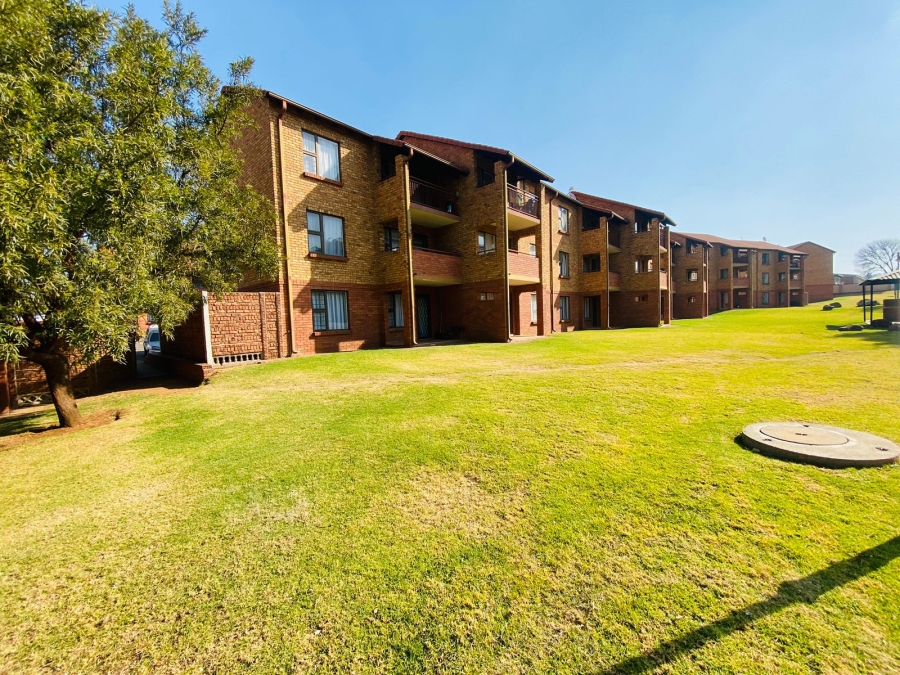 2 Bedroom Property for Sale in Castleview Gauteng