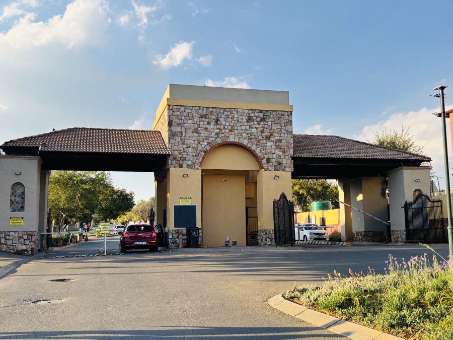 2 Bedroom Property for Sale in Castleview Gauteng