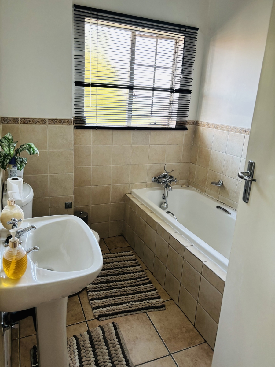 2 Bedroom Property for Sale in Castleview Gauteng