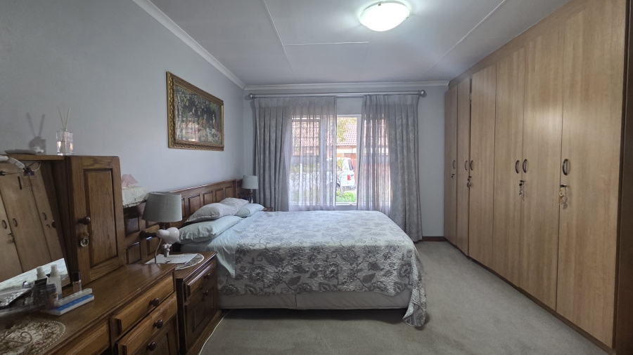 3 Bedroom Property for Sale in Montana Tuine Gauteng