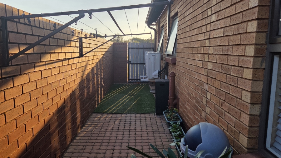 3 Bedroom Property for Sale in Montana Tuine Gauteng
