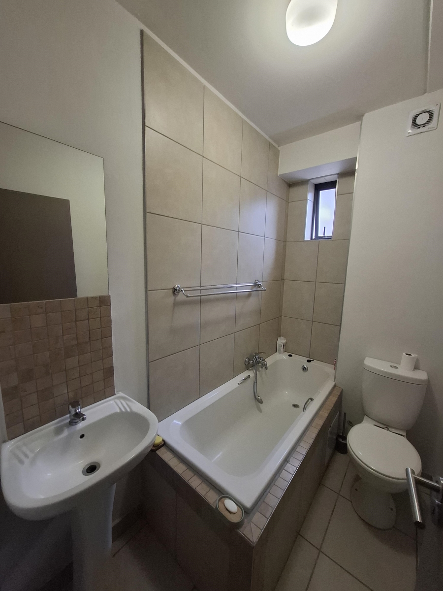 2 Bedroom Property for Sale in Elardus Park Gauteng