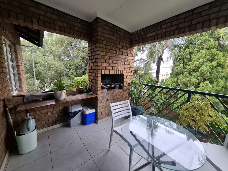 2 Bedroom Property for Sale in Faerie Glen Gauteng