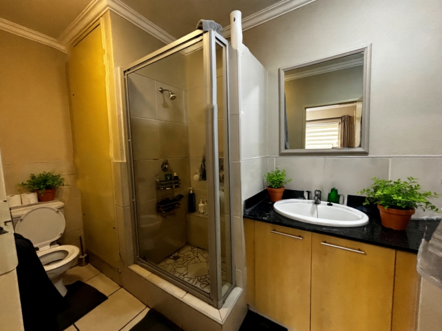 To Let 2 Bedroom Property for Rent in Sandton Central Gauteng