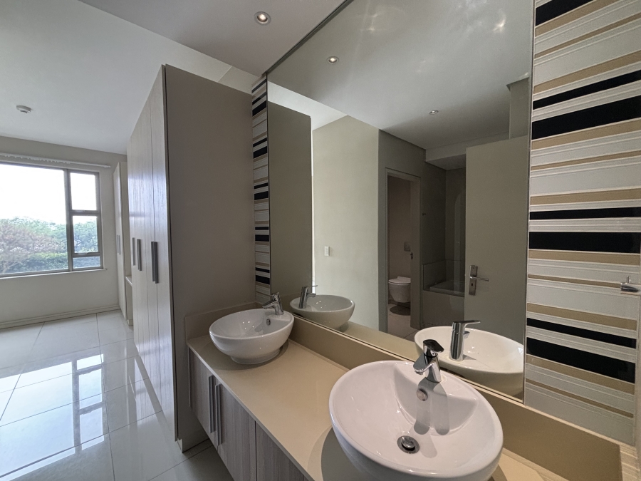 To Let 2 Bedroom Property for Rent in Rosebank Gauteng