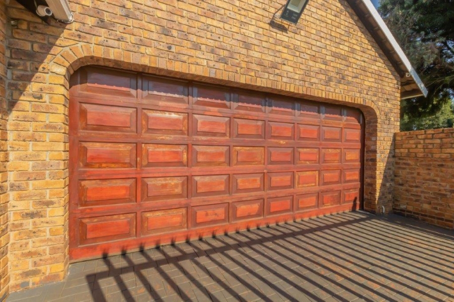 3 Bedroom Property for Sale in Dersley Gauteng