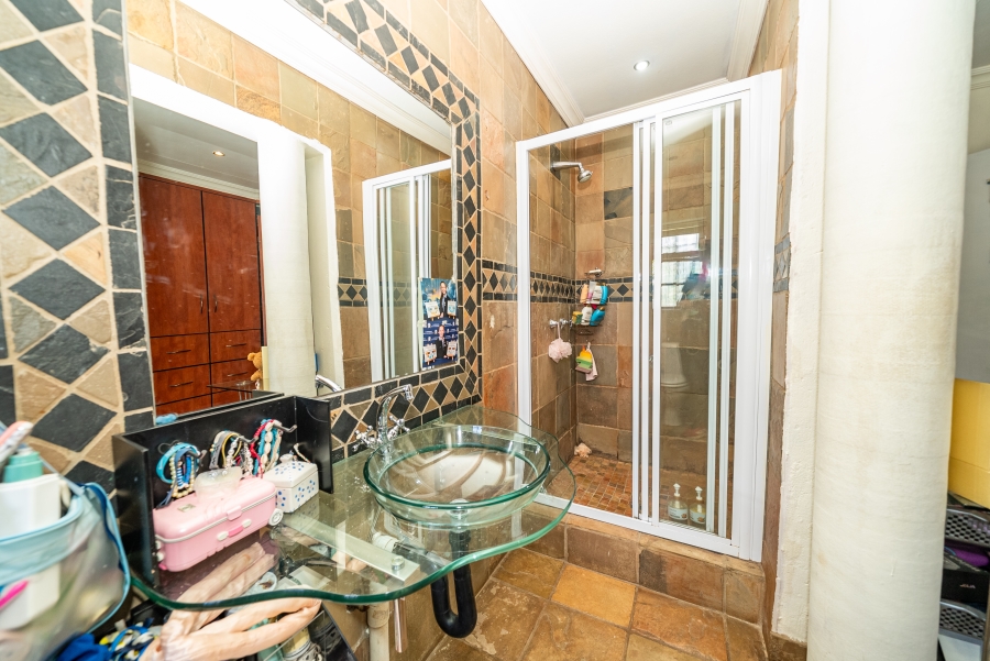 3 Bedroom Property for Sale in Dersley Gauteng