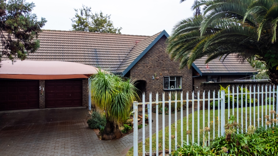 3 Bedroom Property for Sale in Rensburg Gauteng