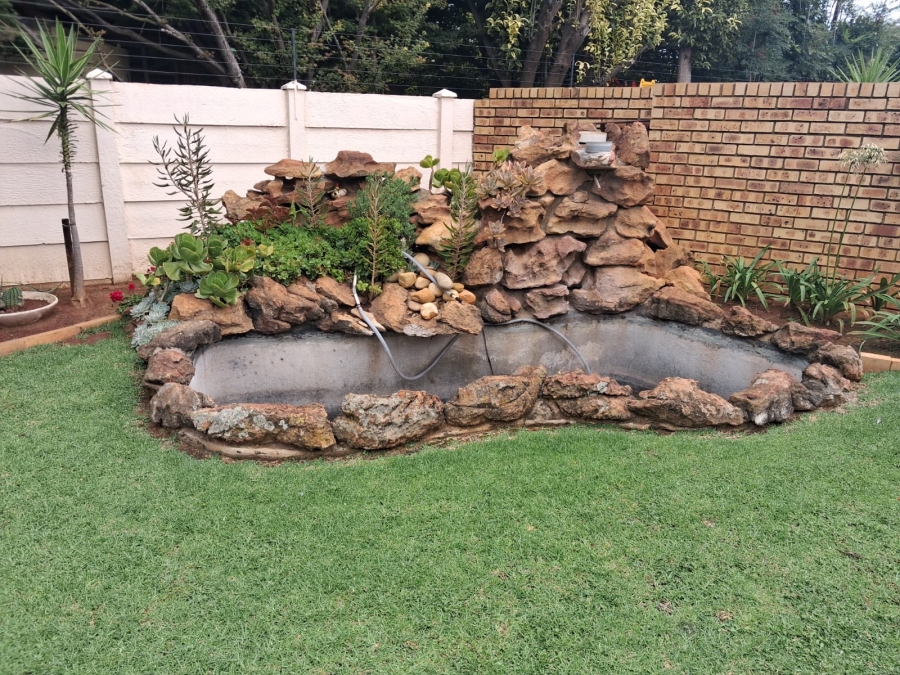 4 Bedroom Property for Sale in Risiville Gauteng