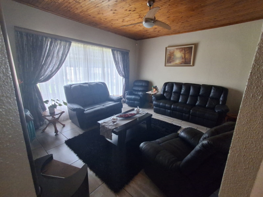 4 Bedroom Property for Sale in Risiville Gauteng