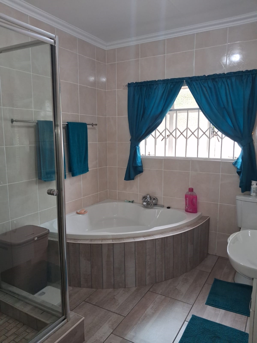 4 Bedroom Property for Sale in Risiville Gauteng