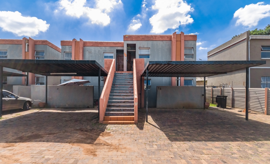 1 Bedroom Property for Sale in Maraisburg Gauteng
