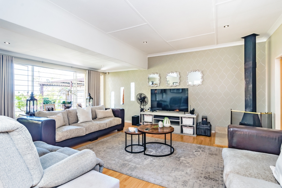 3 Bedroom Property for Sale in Kenmare Gauteng