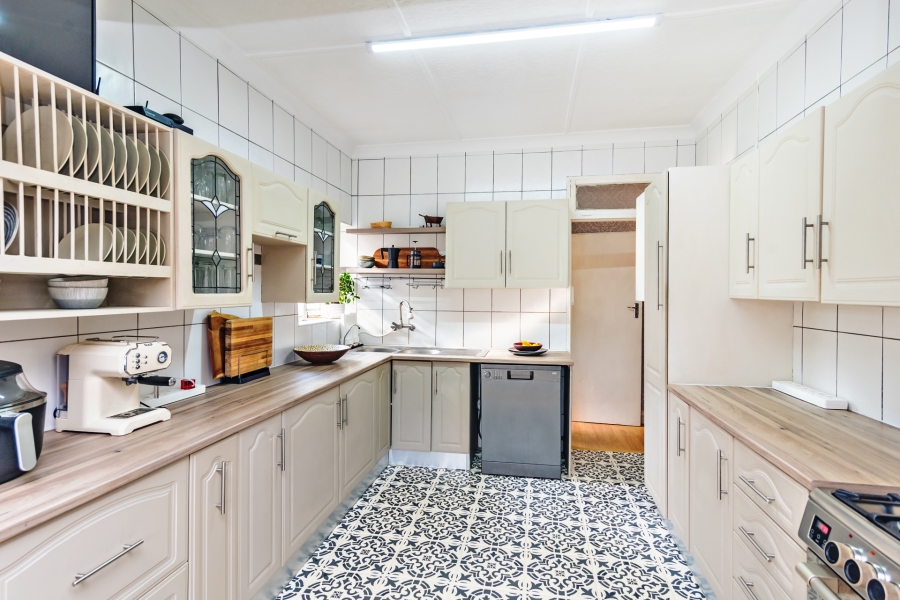 3 Bedroom Property for Sale in Kenmare Gauteng