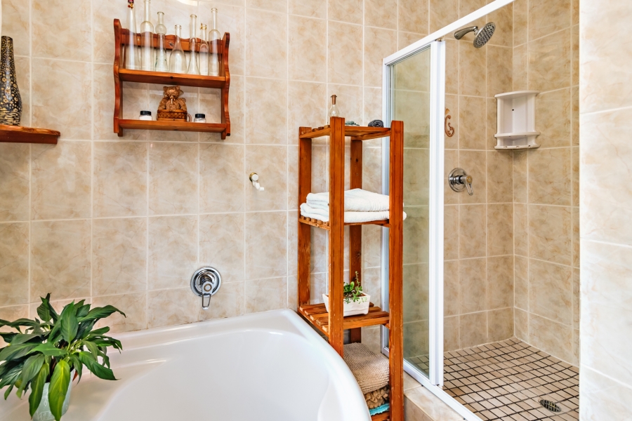 3 Bedroom Property for Sale in Kenmare Gauteng