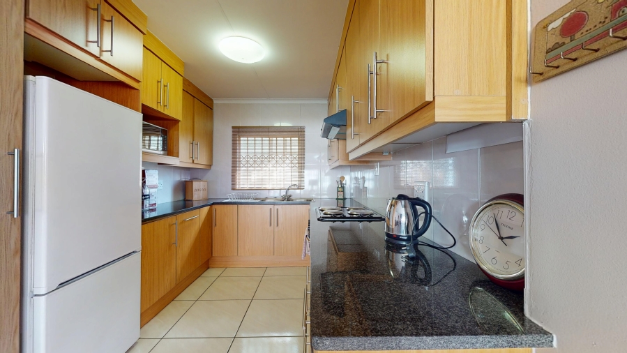 3 Bedroom Property for Sale in Cinderella Gauteng