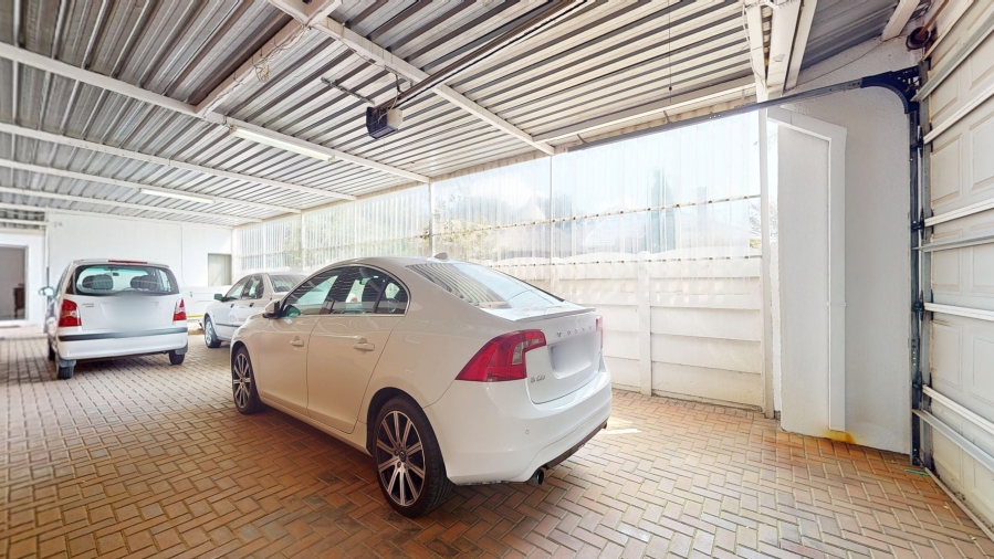 3 Bedroom Property for Sale in Cinderella Gauteng