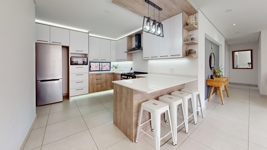 3 Bedroom Property for Sale in Dayanglen Gauteng