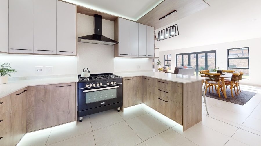 3 Bedroom Property for Sale in Dayanglen Gauteng