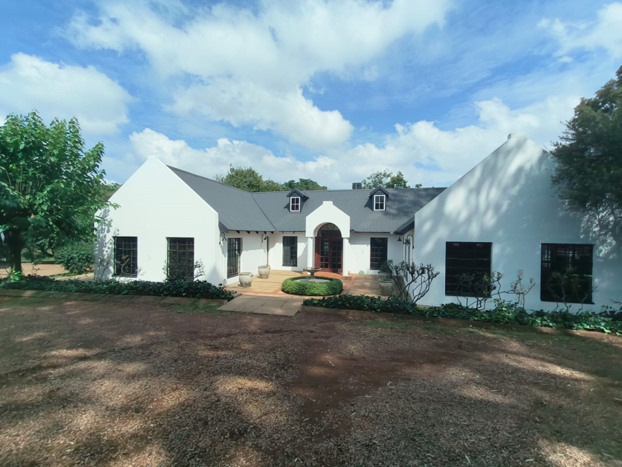 0 Bedroom Property for Sale in Die Hoewes Gauteng