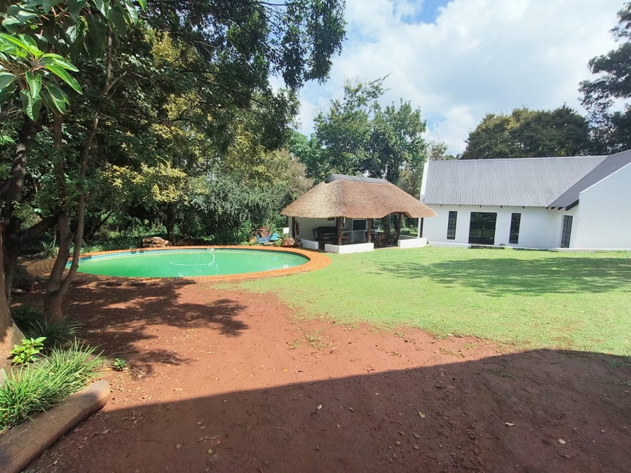 0 Bedroom Property for Sale in Die Hoewes Gauteng