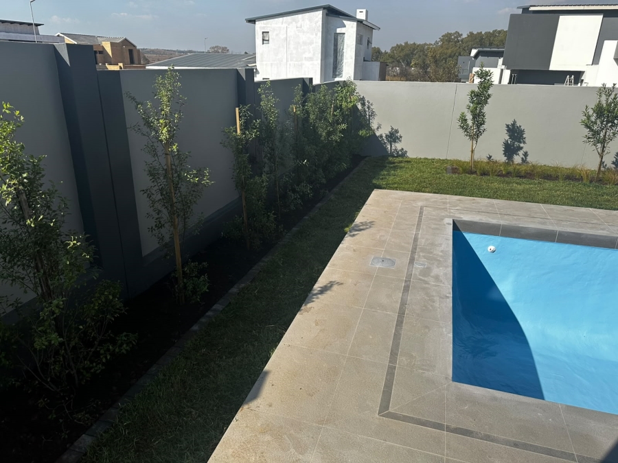 4 Bedroom Property for Sale in Fountainbrook Estate Gauteng
