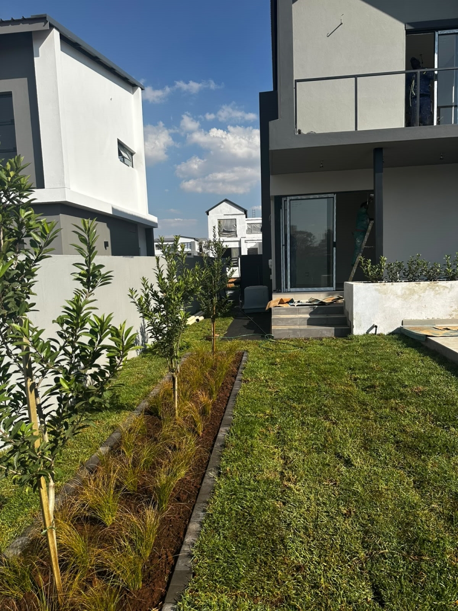 4 Bedroom Property for Sale in Fountainbrook Estate Gauteng