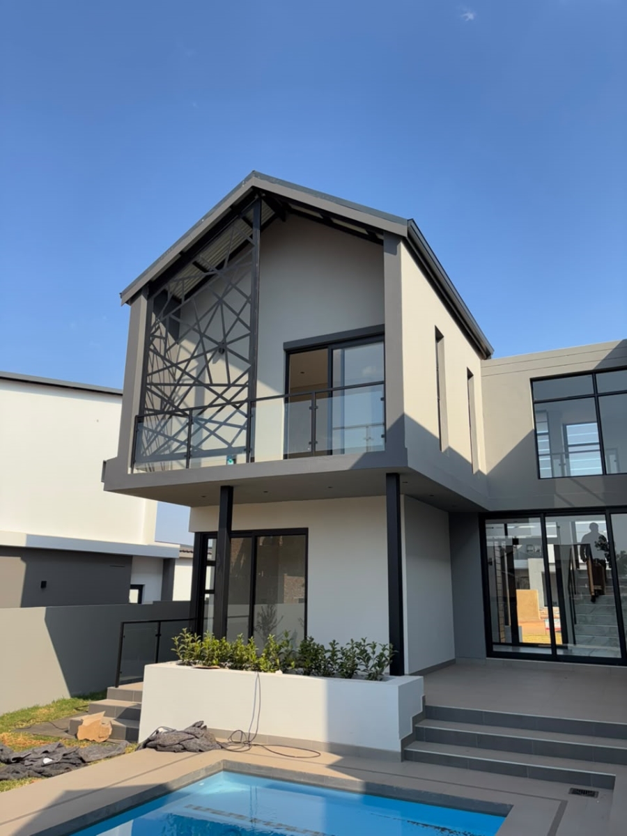 4 Bedroom Property for Sale in Fountainbrook Estate Gauteng