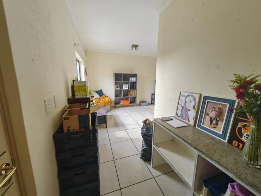 1 Bedroom Property for Sale in Hurlyvale Gauteng