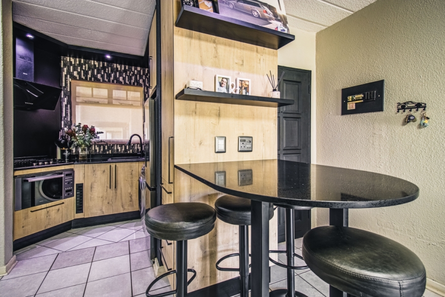 1 Bedroom Property for Sale in Edendale Gauteng