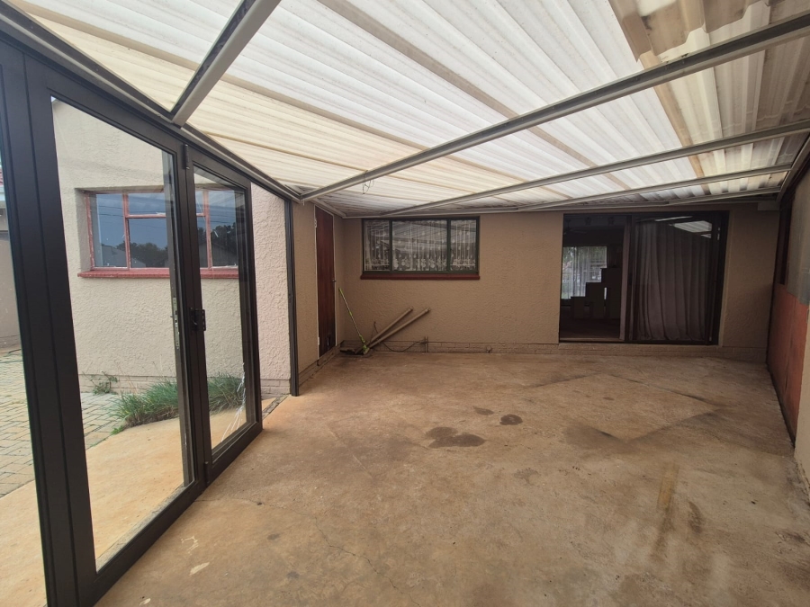 3 Bedroom Property for Sale in Sonland Park Gauteng