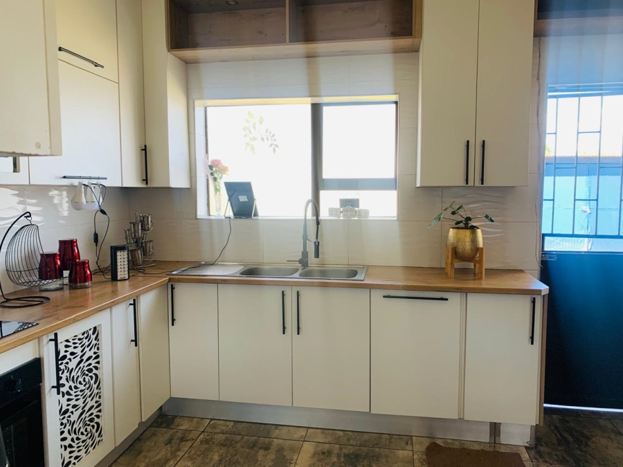 3 Bedroom Property for Sale in Vanderbijlpark CW 2 Gauteng