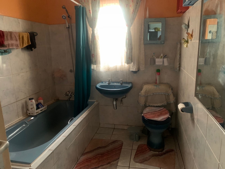 2 Bedroom Property for Sale in Vanderbijlpark CW 2 Gauteng