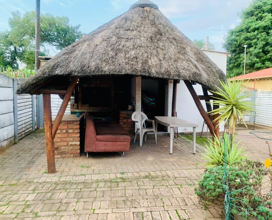 2 Bedroom Property for Sale in Vanderbijlpark CW 2 Gauteng