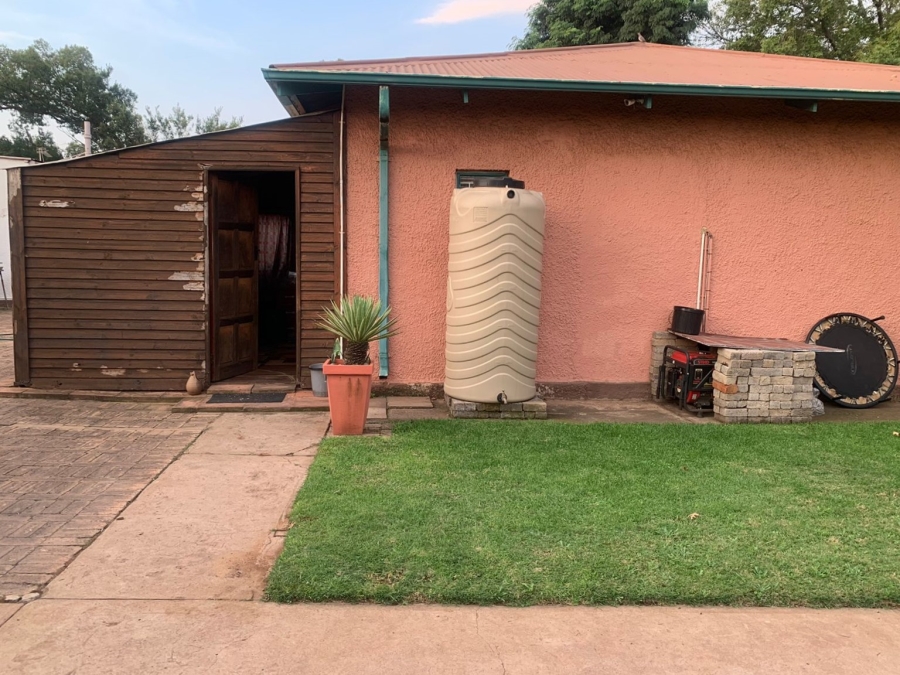 2 Bedroom Property for Sale in Vanderbijlpark CW 2 Gauteng