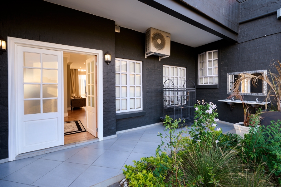 4 Bedroom Property for Sale in Waterfall Country Estate Gauteng