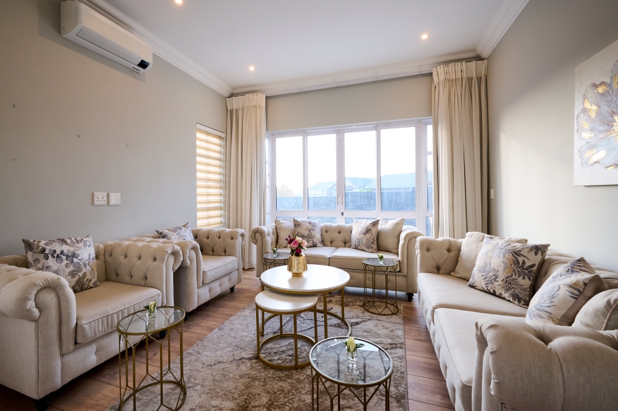 4 Bedroom Property for Sale in Waterfall Country Estate Gauteng