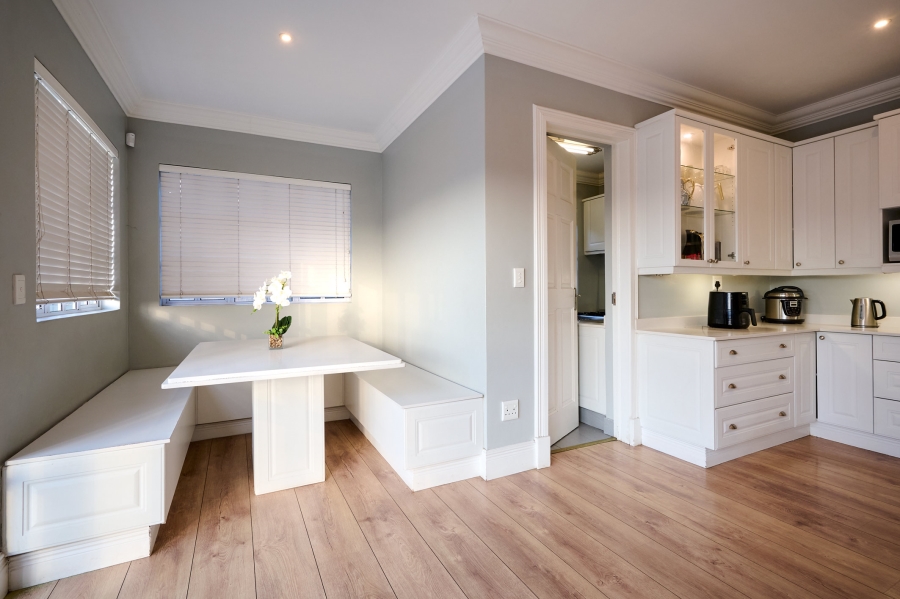 4 Bedroom Property for Sale in Waterfall Country Estate Gauteng