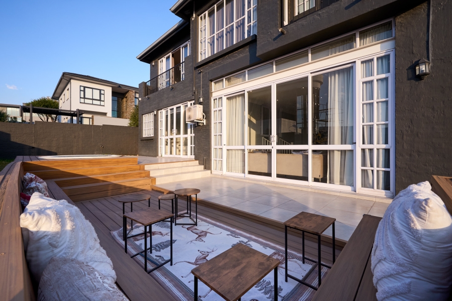 4 Bedroom Property for Sale in Waterfall Country Estate Gauteng