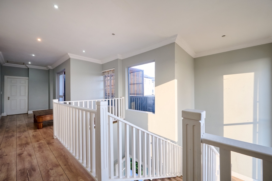 4 Bedroom Property for Sale in Waterfall Country Estate Gauteng