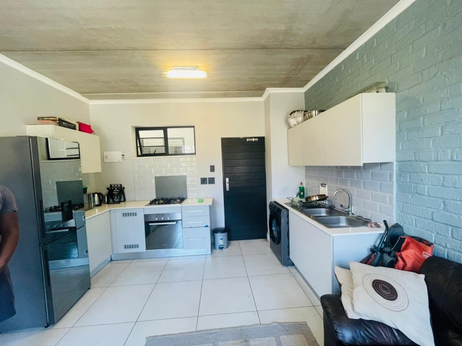 1 Bedroom Property for Sale in Ferndale Gauteng