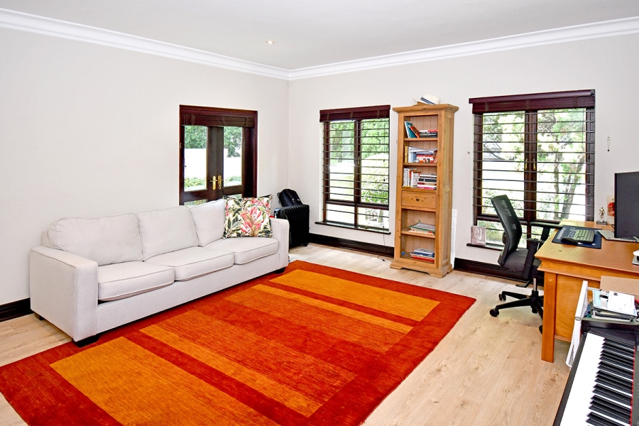 4 Bedroom Property for Sale in Atholl Gauteng