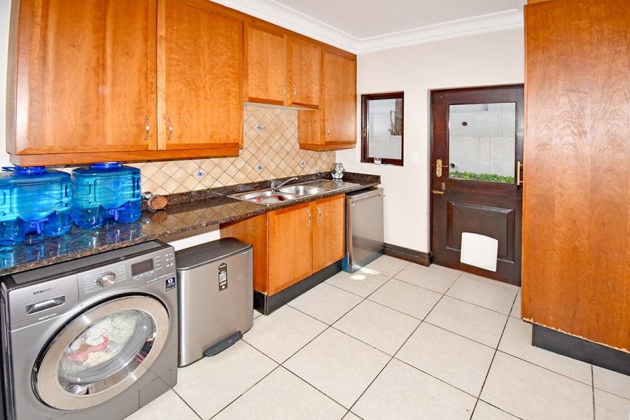 4 Bedroom Property for Sale in Atholl Gauteng