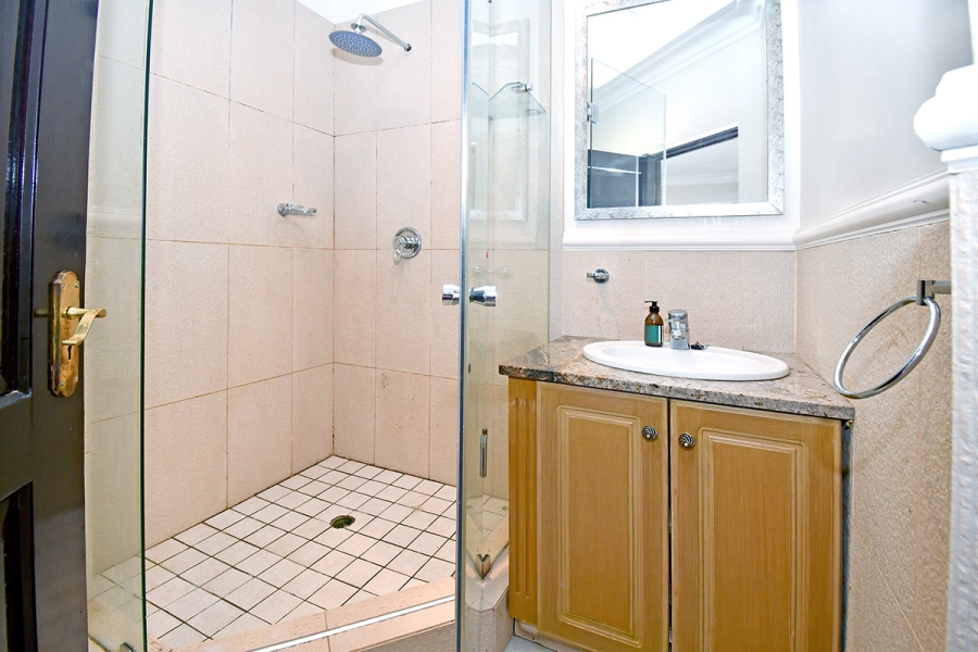 4 Bedroom Property for Sale in Atholl Gauteng