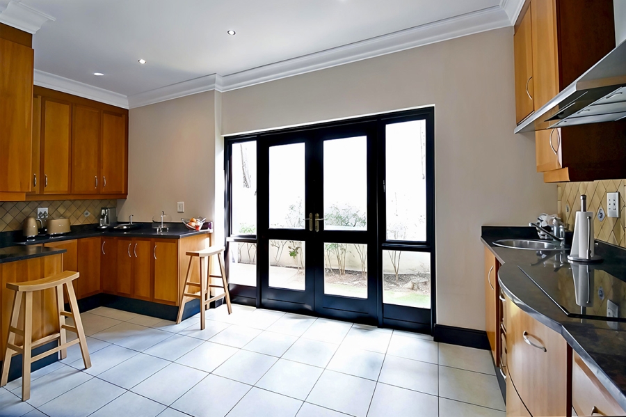 4 Bedroom Property for Sale in Atholl Gauteng