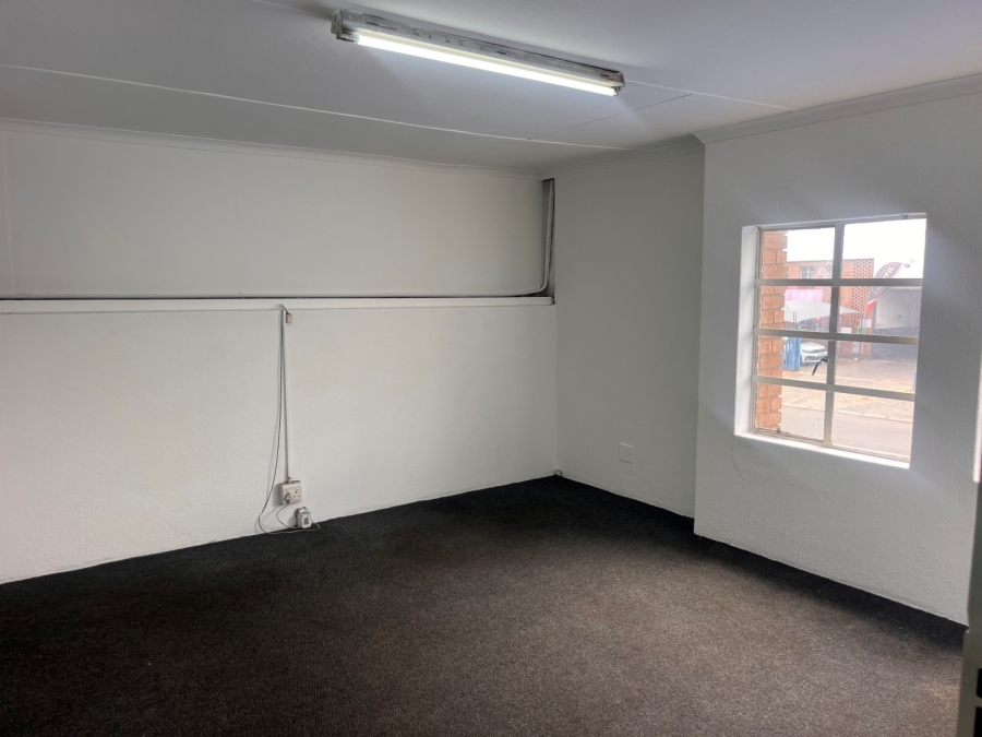 To Let Commercial Property for Rent in Jet Park Gauteng